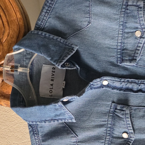 Lola River Blue Denim Button-Up Shirt With Drawstring NWT - Picture 4 of 7